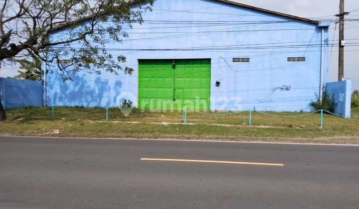 Warehouse for Rent in Magetan