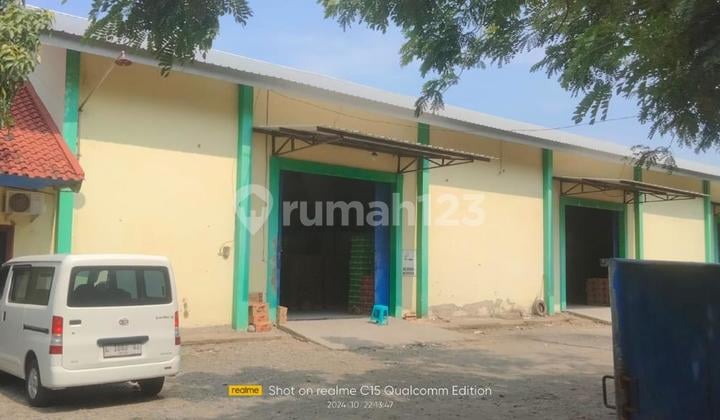 Warehouse For Rent, Strategic Location In Magetan