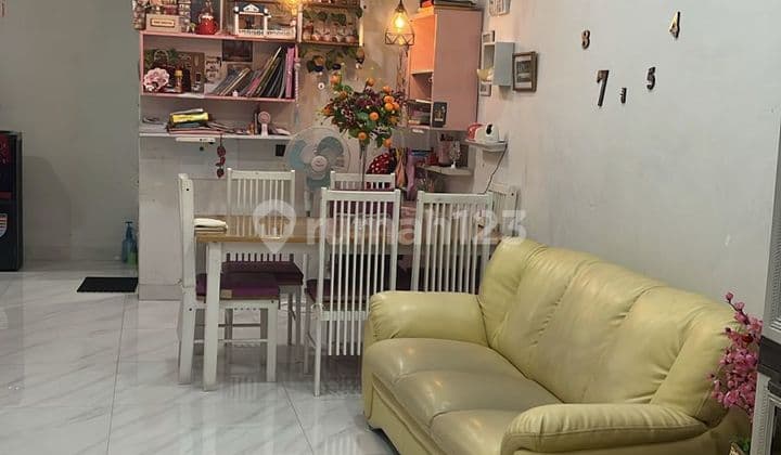 For Sale House 1. 3/4 Floors in Citra 3, Kalideres, West Jakarta.