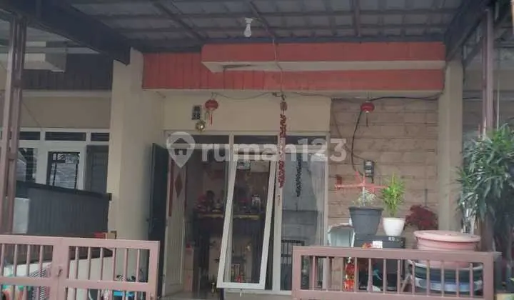 For Quick Sale: 2-Storey House in Park Residence, Taman Surya 5, Kalideres, West Jakarta