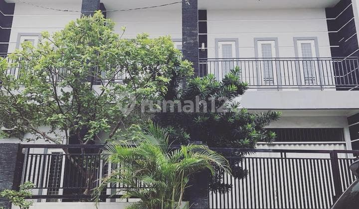 For Sale 2.5-Story Corner House on Jl Kartini Ix, Sawah Besar, Central Jakarta
