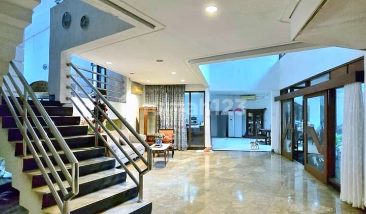 For Sale Dijual Rumah di Area Kebayoran Baru