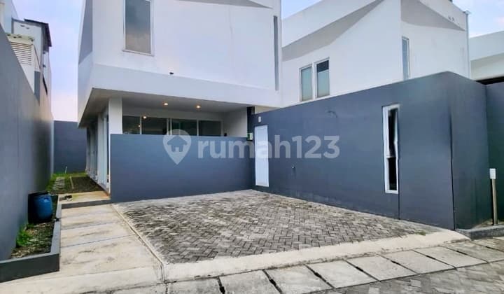 For Sale Brand New Design Modern House Di Dalam Town House Lebak Bulus Karya Andra Matin