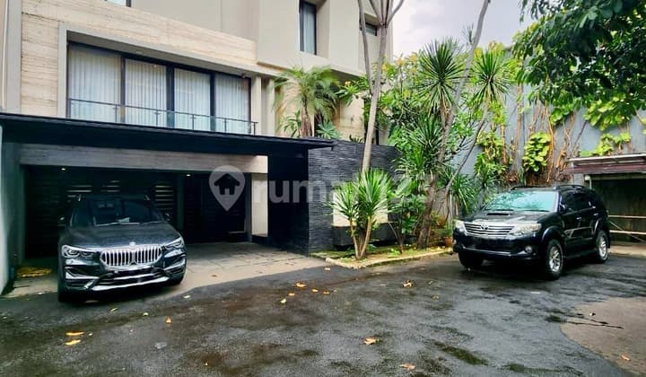For Sale Rumah Modern di Dalam Town House di Area Pondok Pinang