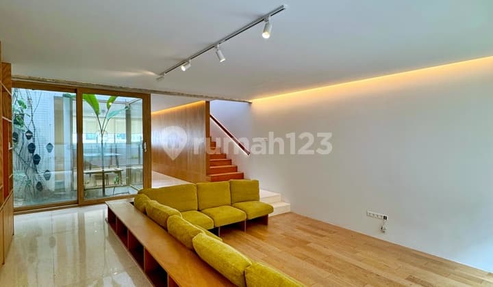 For Sale Rumah Siap Huni Di Kebayoran Baru