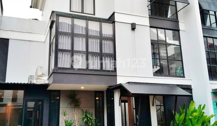 For Sale Rumah Mewah Asri Di Kawasan Kemang - Jeruk Purut