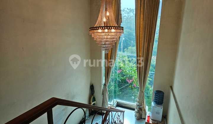 Rumah Sunter Hadap Barat