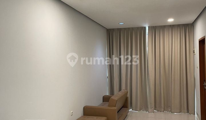 Rumah Sunter Semi Furnish