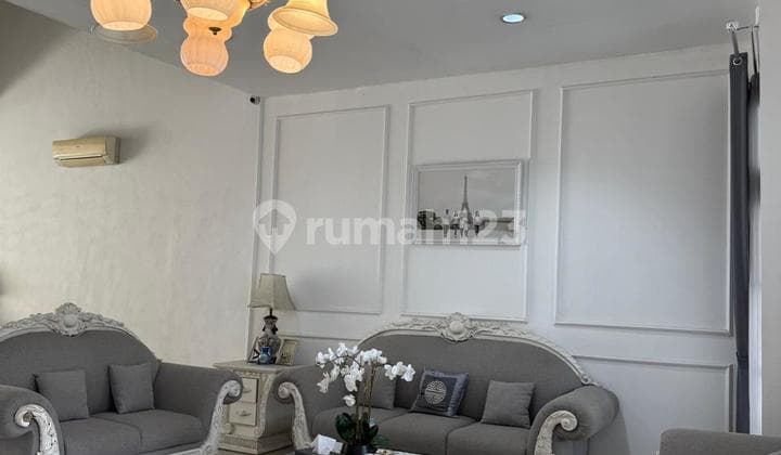 Cinere Mas Villa House