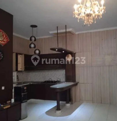 Rumah Sunter Hadap Selatan