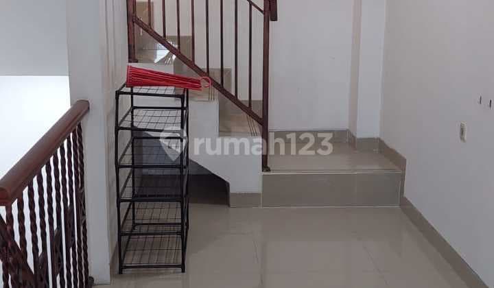 Rumah Sunter Hadap Utara