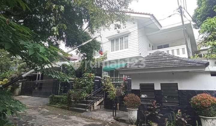 Rumah Hoek 2lt di Maleo Bintaro, Hanya 11 Menit ke Tol Viaduct