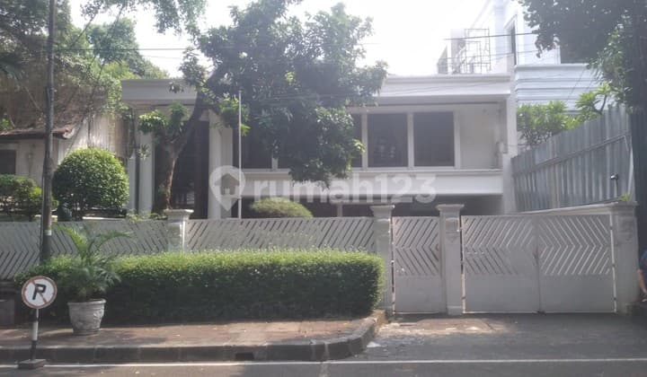 Rumah 2lt di Gondangdia Menteng, Hanya 12 Menit ke Tol Semanggi