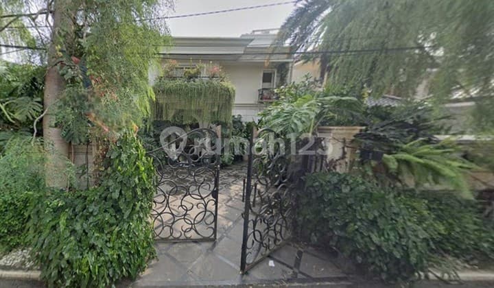 Rumah 2Lt Private Pool di Tumaritis Cilandak,Dekat Cbd Simatupang