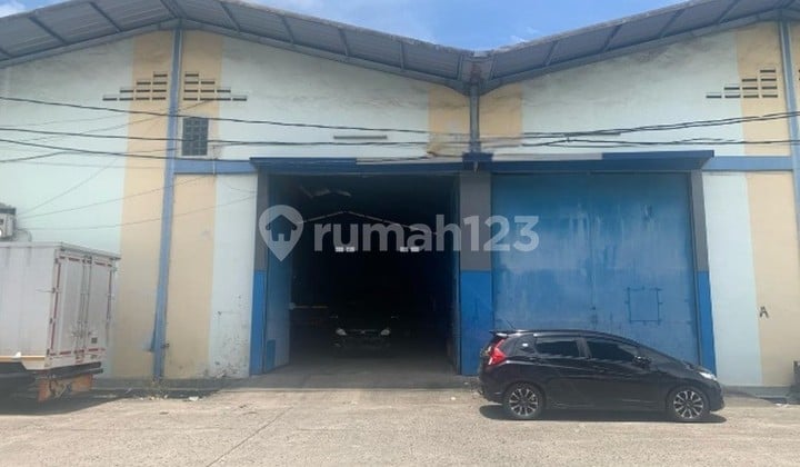 Gudang Dekat Bandara Soetta Akses Kontainer di Jurumudi Tangerang