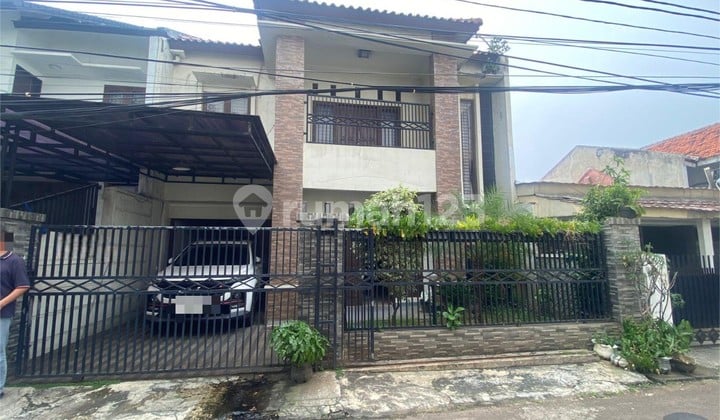 Rumah 2 Lantai Dekat Kokas di Lapangan Roos Bukit Duri Tebet