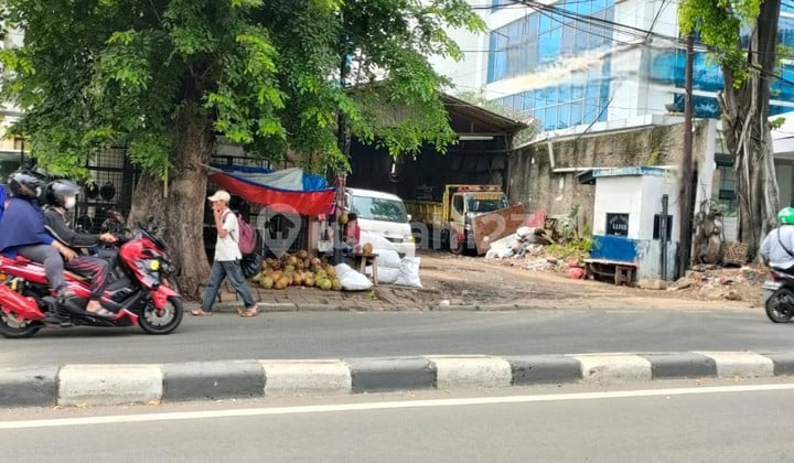 Lahan Strategis Palmerah Tanah Abang; Harga Gudang, Lokasi Istana