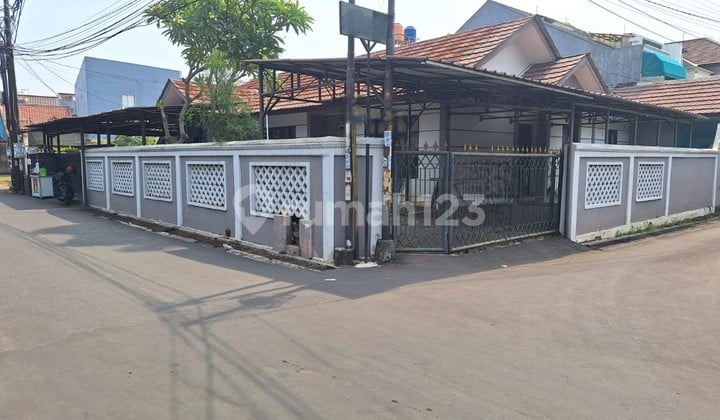 Rumah Hoek di Pondok Permai Rempoa, Hanya 10 Menit ke Tol Jorr