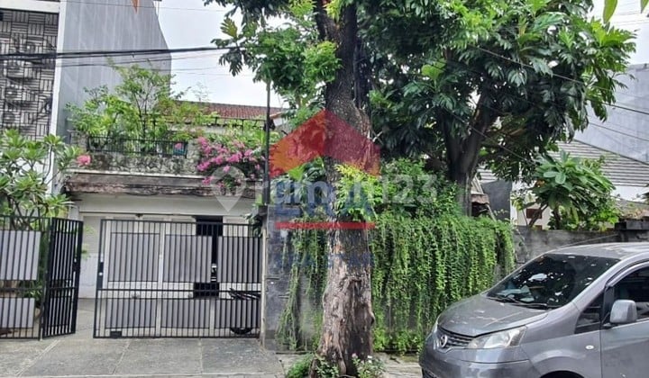 Rumah 2 Lantai di Makaliwe Grogol, Hanya 10 Menit ke Tol Tomang