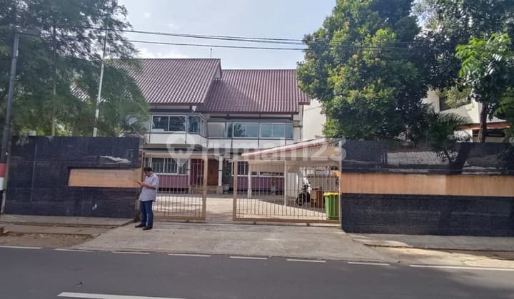 Ruang Usaha 2Lt di Jatipadang Raya, Selangkah ke Tb Simatupang