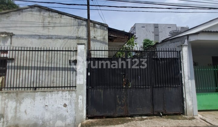 Rumah di Petojo Sabangan Gambir, Selangkah ke Harmoni
