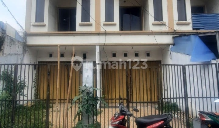 Ruko Gandeng 3Lt di Batu Tulis Gambir, Selangkah ke Pecenongan