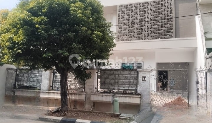 Rumah 2lt di Puri Indah Kembangan, 6 Menit ke Tol Kebon Jeruk