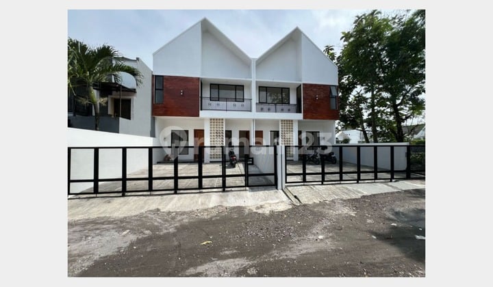 Rumah Cantik Skandinavian Utara Jogja Bay Area Maguwoharjo Sleman