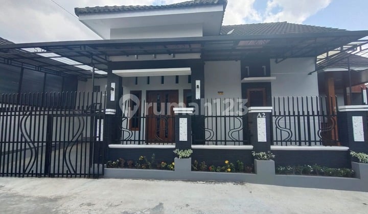 Rumah Bagus Murah SHM Depok, Sleman Dekat Transmart Maguwo
