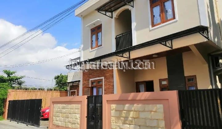 Rumah Kost Homestay 2 Lantai Dekat Ugm Jalan Monjali Mlati Sleman