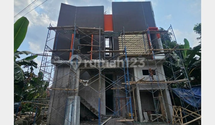 KOST EKSKLUSIF FULLY FURNISHED CONDONGCATUR DEKAT KAMPUS UGM