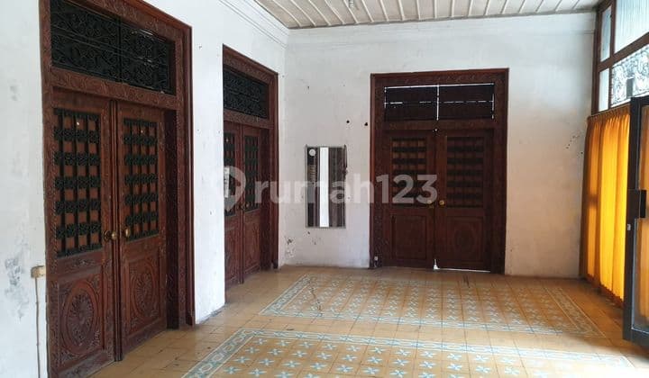 Rumah Etnik Jawa Bergaya Arsitektur Di Kotagede Yogyakarta