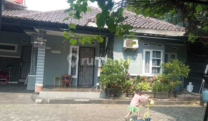 Rumah Terawat 1 Lantai Dalam Cluster Bebas Banjir Siap Huni