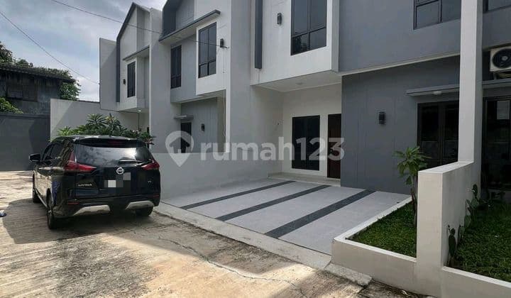 Siap Huni Rumah Scandinavian Bebas Banjir dan Strategis Aman