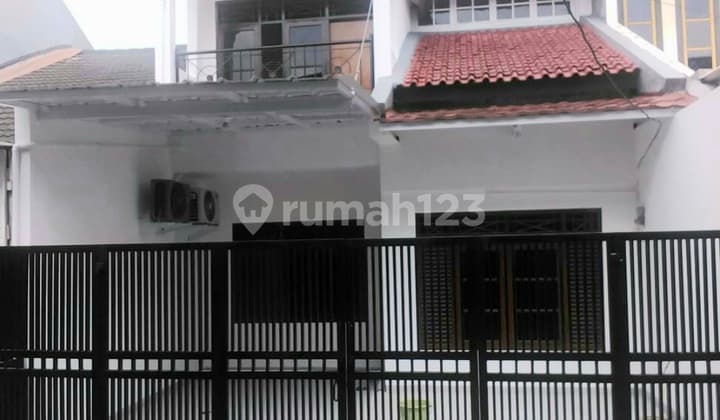 Rumah Murah 2 Lantai Bagus Siap Huni Pondok Bambu