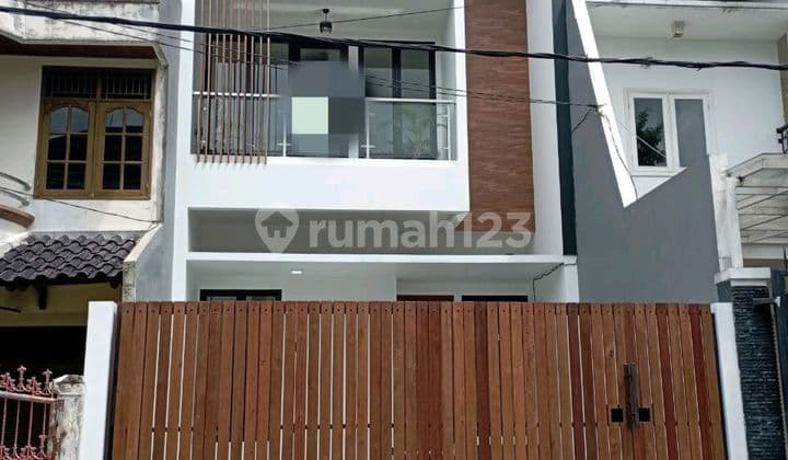 Rumah Scandinavian 2 Lantai Murah Nyaman Asri Siap Huni
