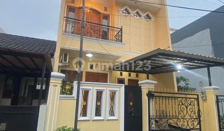 Rumah Billymoon Murah 2 Lantai Desain Mewah