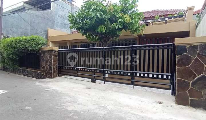 Rumah Turun Harga Di Utan Kayu Selatan Jakarta Timur