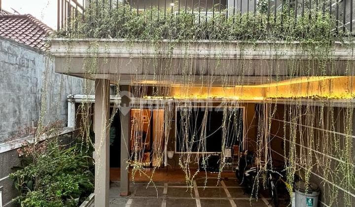 Rumah Siap Huni Private Pool di Dekat Cilandak Ragunan