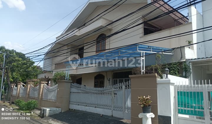 Rumah Asri Di Rawamangun Jakarta Timur
