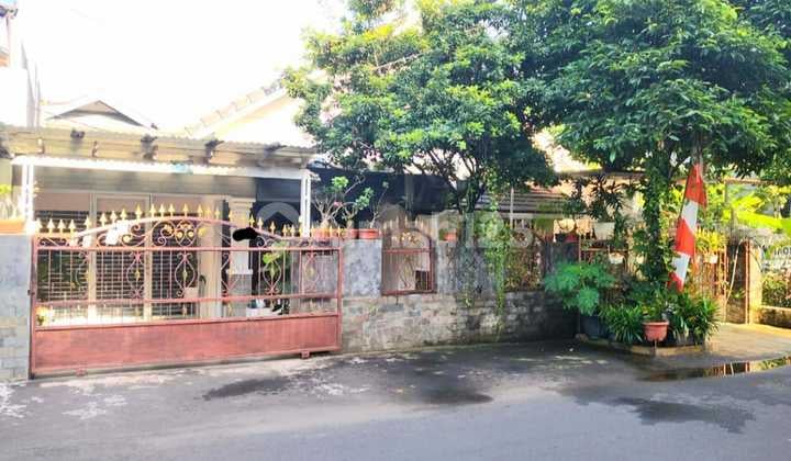 Rumah 1,5 Lantai Bagus Pondok Kelapa Jakarta Timur