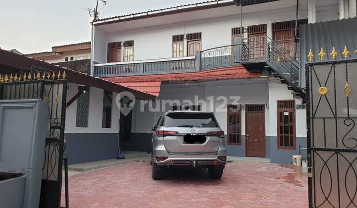 Kost 8 Kamar 2 Lantai di Komp Ptb Duren Sawit, Jakarta Timur SHM