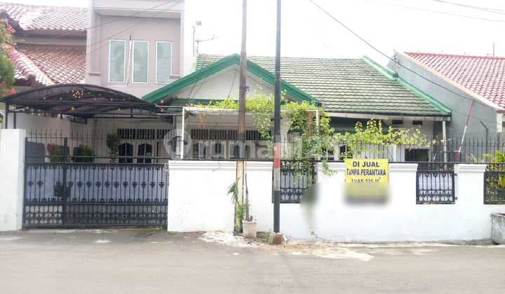 Rumah Bagus dalam Komplek One Get System Duren Sawit, Jakarta Timur