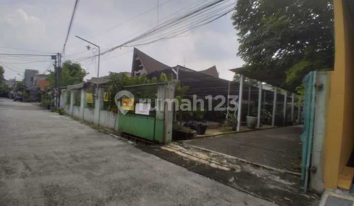 Rumah Baru Siap Huni dalam Komplek di Duren Sawit Jakarta Timur