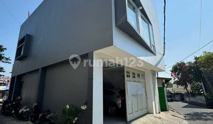 Rumah Murah 3 Lantai Bagus SHM di Pondok Kelapa, Jakarta Timur