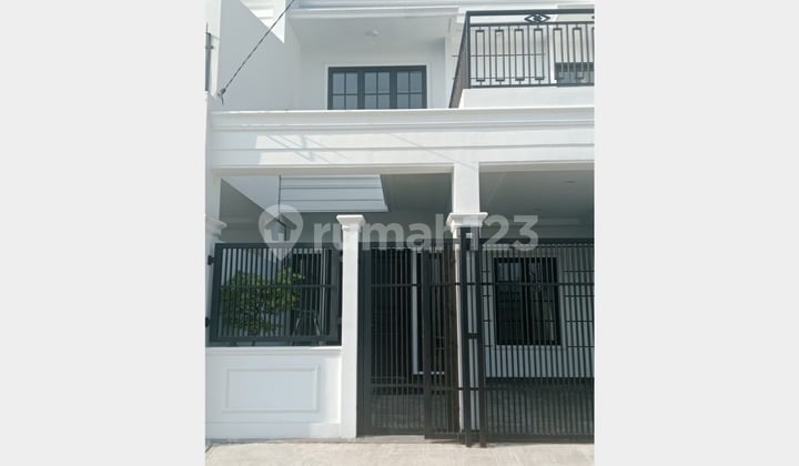 Rumah Baru Siap Huni Dalam Komplek Pondok Kelapa, Jakarta Timur
