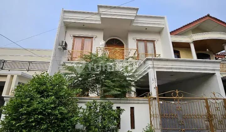 Rumah Minimalis Lokasi Strategis di Pondok Kelapa