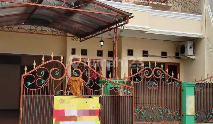 Rumah Cantik Terawat Siap Huni di Duren Sawit