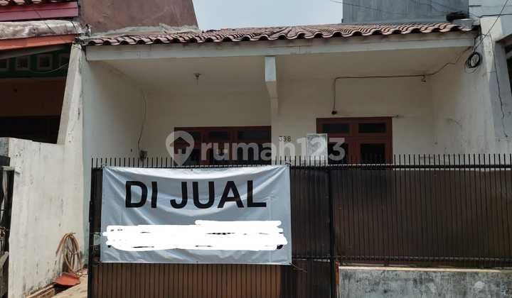 Rumah Secondary Terawat Dan Bebas Banjir di Pondok Bambu
