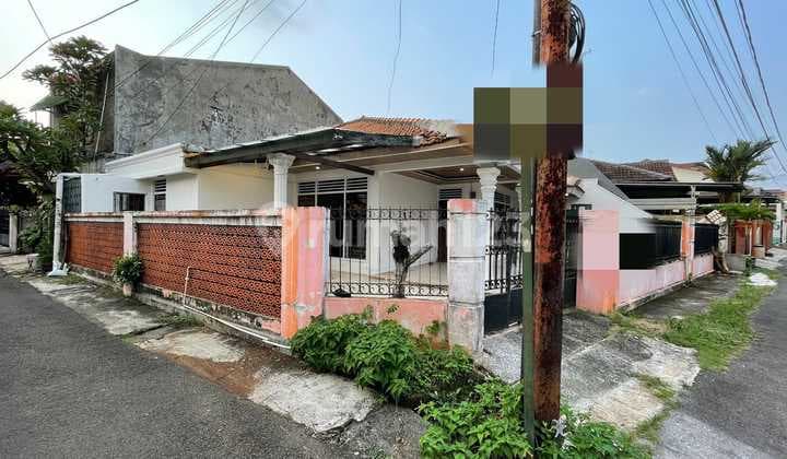 Rumah di Hook Murah Hitung Tanah di Pondok Kelapa